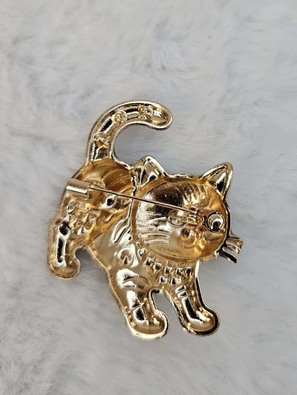 Blue And White Cat Brooch Pin